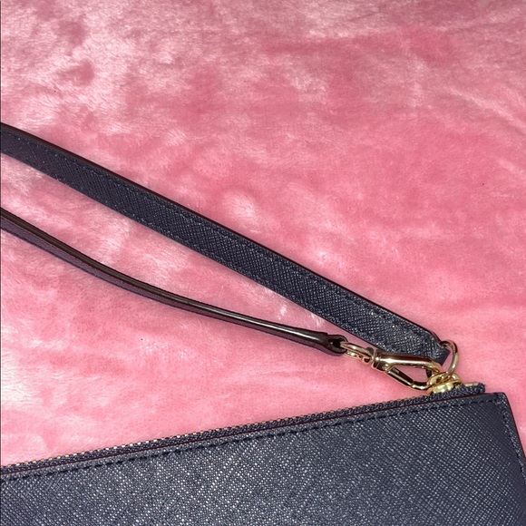 Kate Spade Navy Blue Classic Leather Wristlet Clutch NWOT - Picture 6 of 11